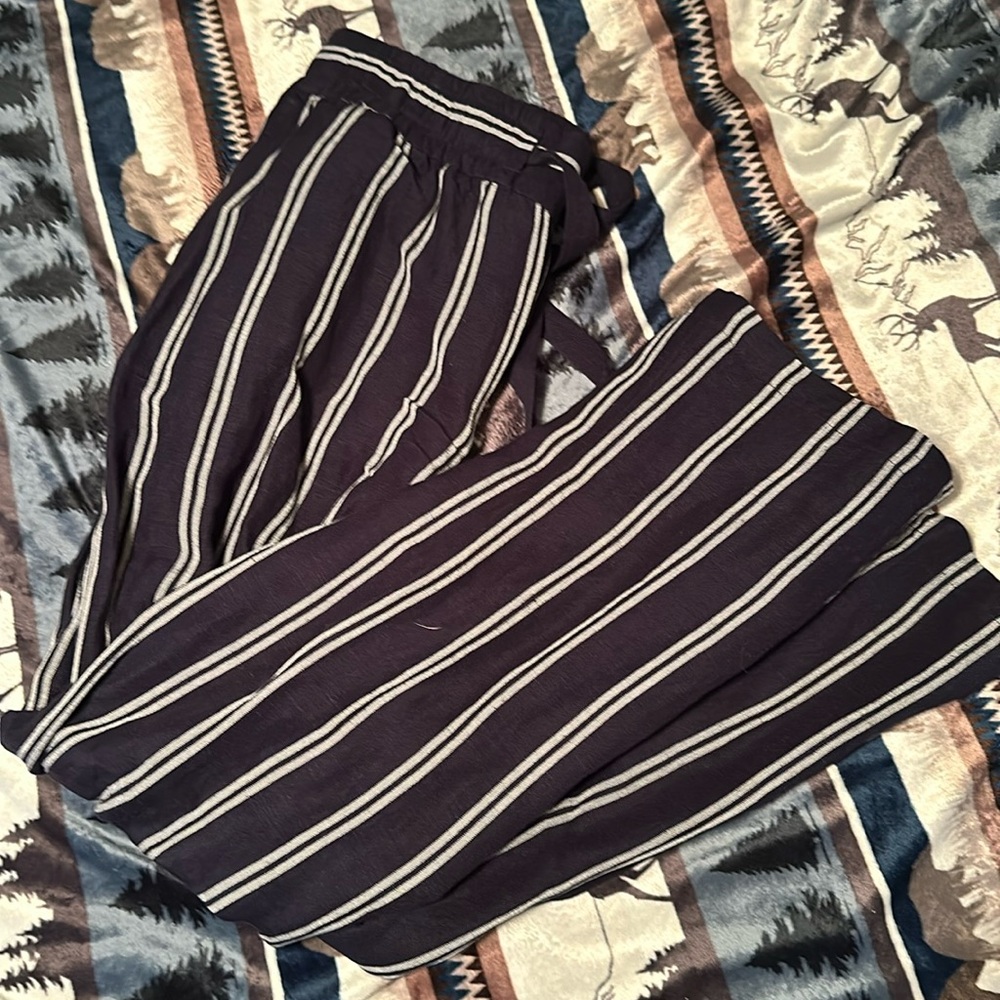 Size large women’s linen pants